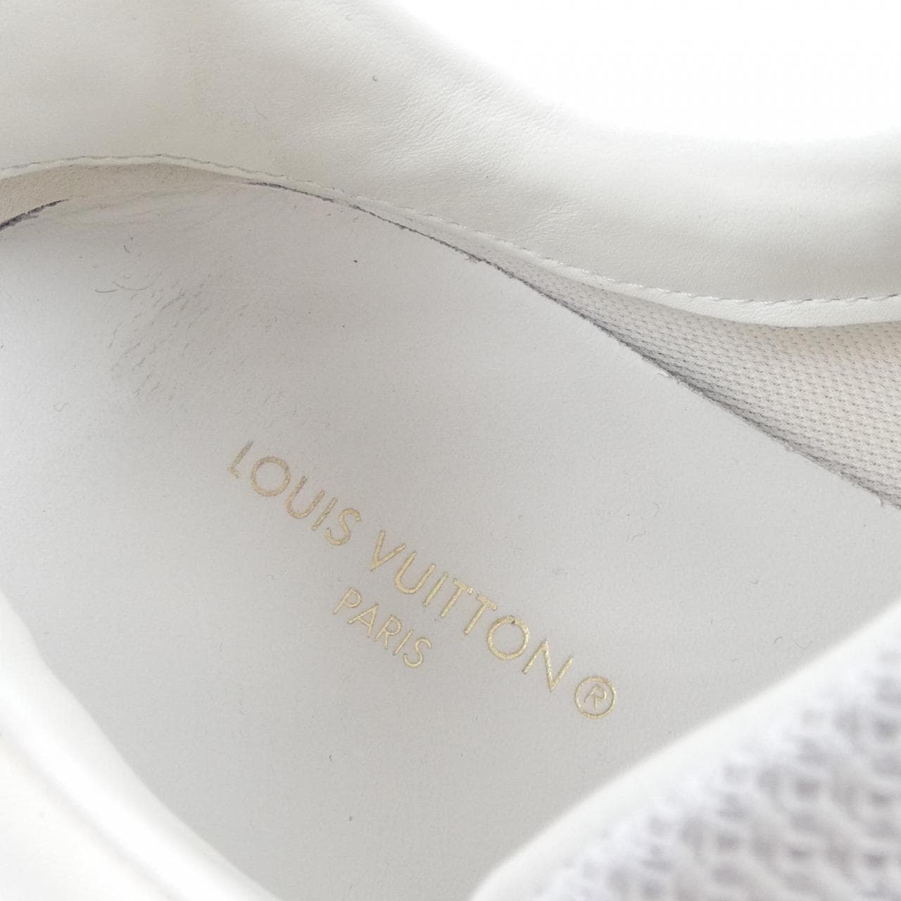 ルイヴィトン LOUIS VUITTON ランアウェイライン スニーカー