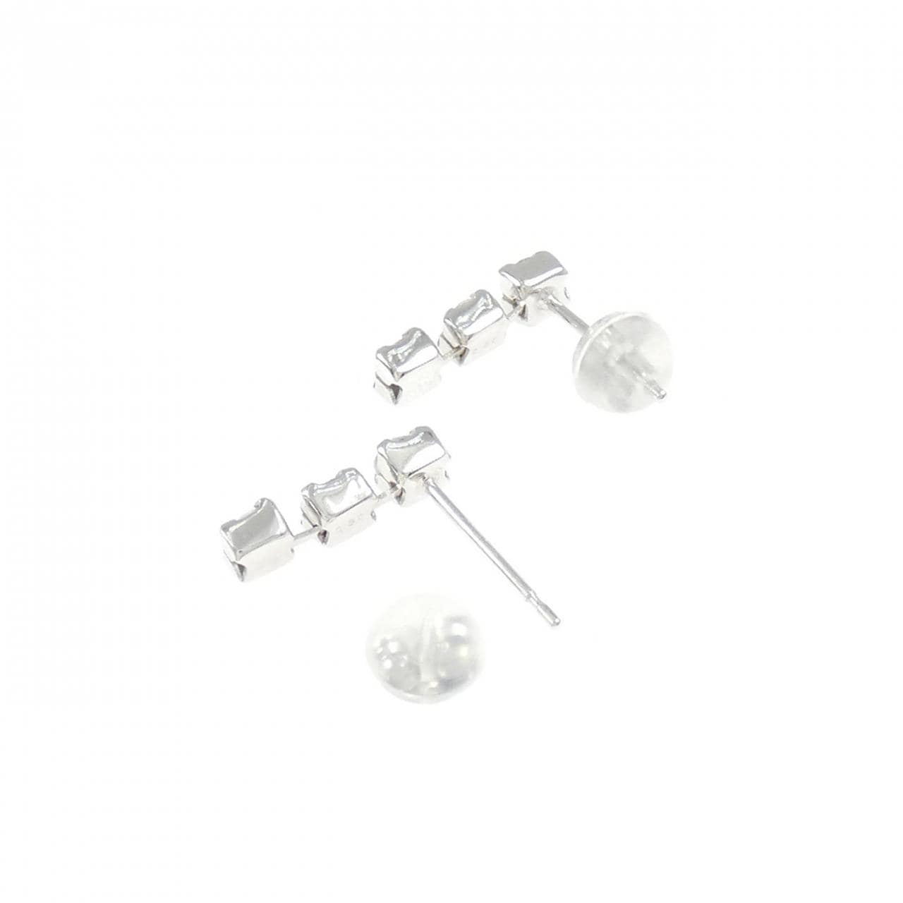 K18WG スリーストーン ダイヤモンド ピアス 0.60CT
