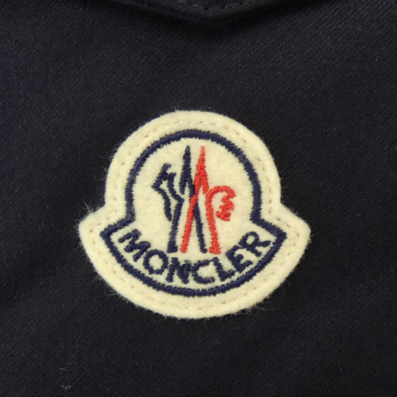 モンクレール MONCLER ダウンジャケット