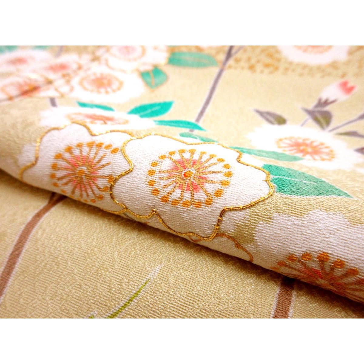 訪問着　友禅金彩加工　刺繍入り