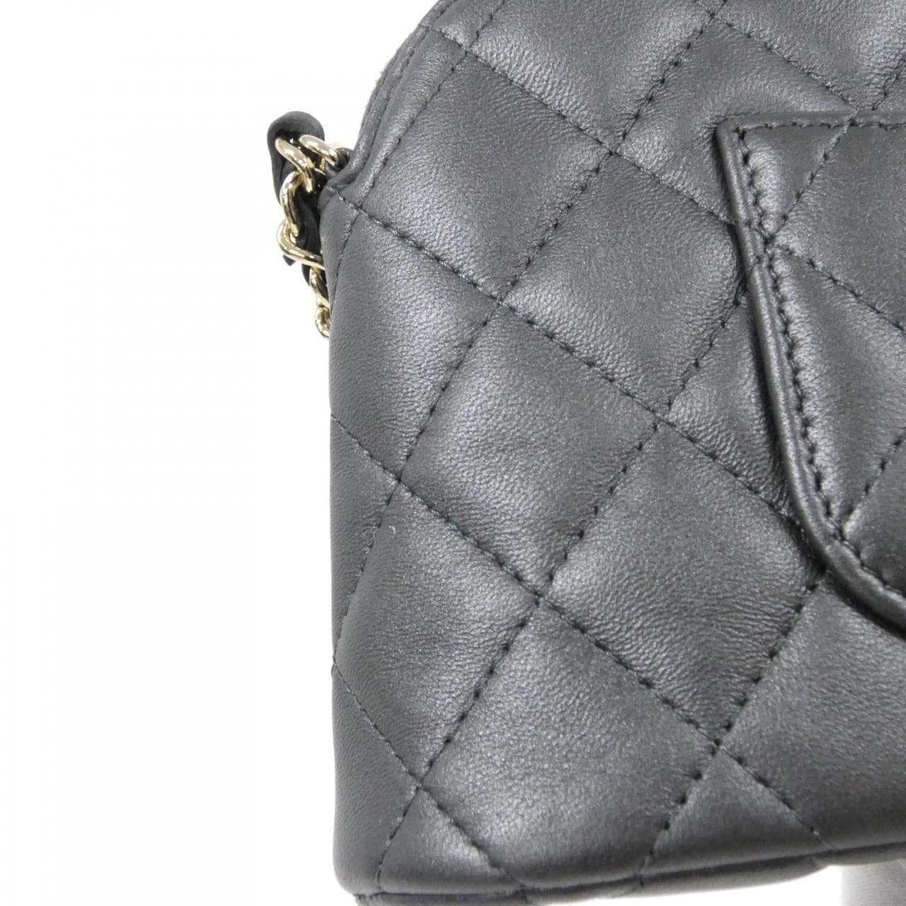 シャネル AP4526 チェーンクラッチ