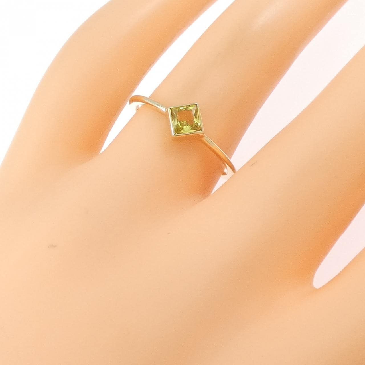 K10YG サファイヤ リング 0.36CT