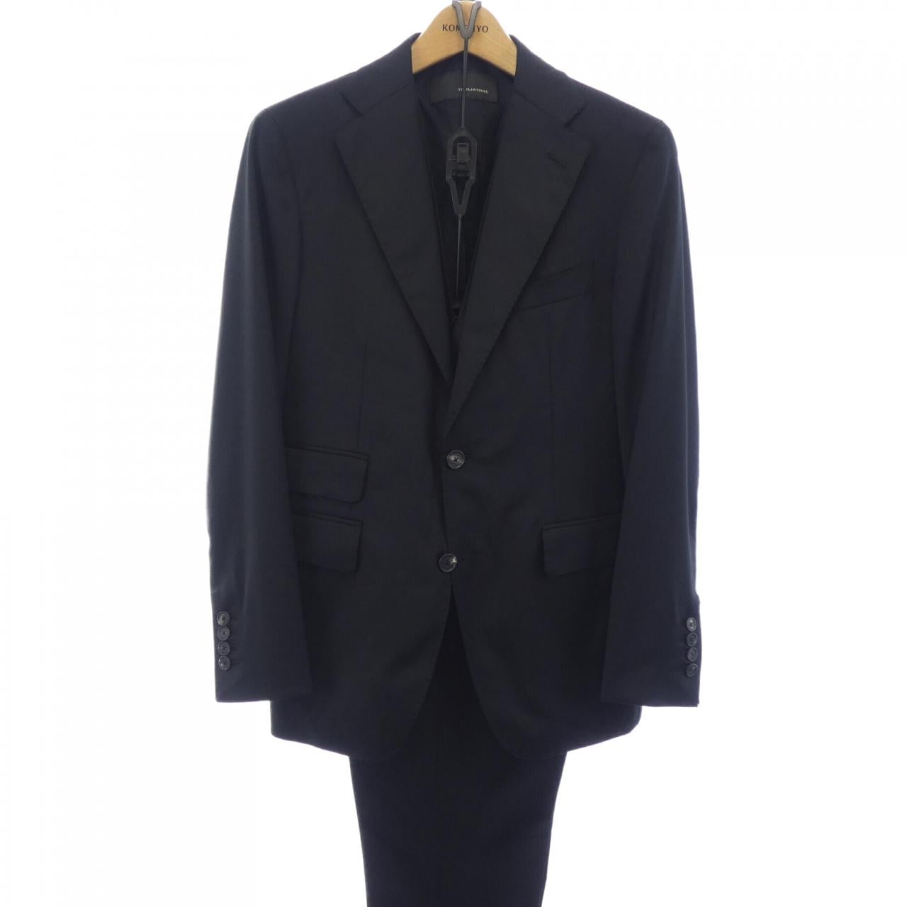 タリアトーレ TAGLIATORE スリーピース