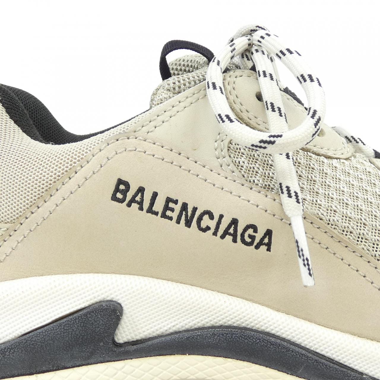 バレンシアガ BALENCIAGA 536737 TRIPLE スニーカー