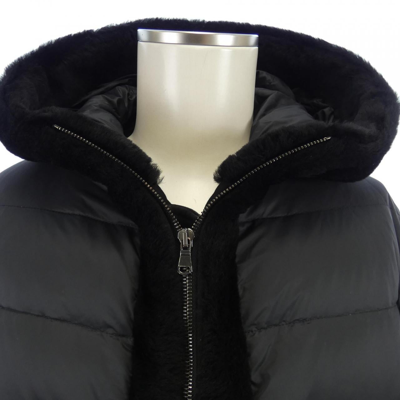 EMMETI down jacket