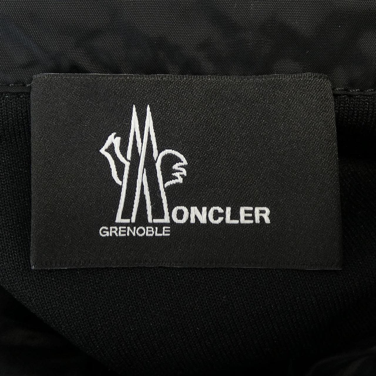 モンクレールグルノーブル MONCLER GRENOBLE ダウンジャケット