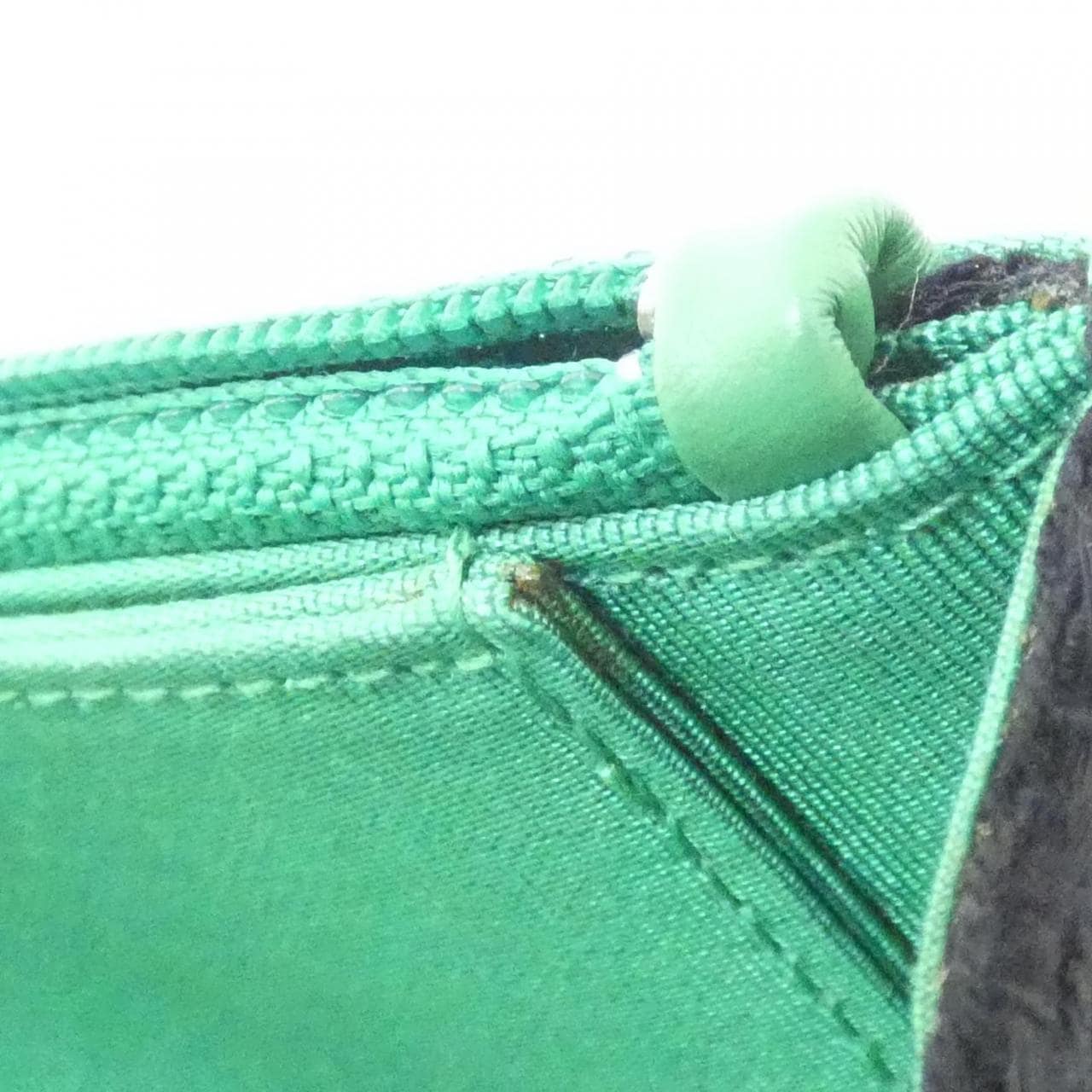 シャネル 33814 チェーンウォレット