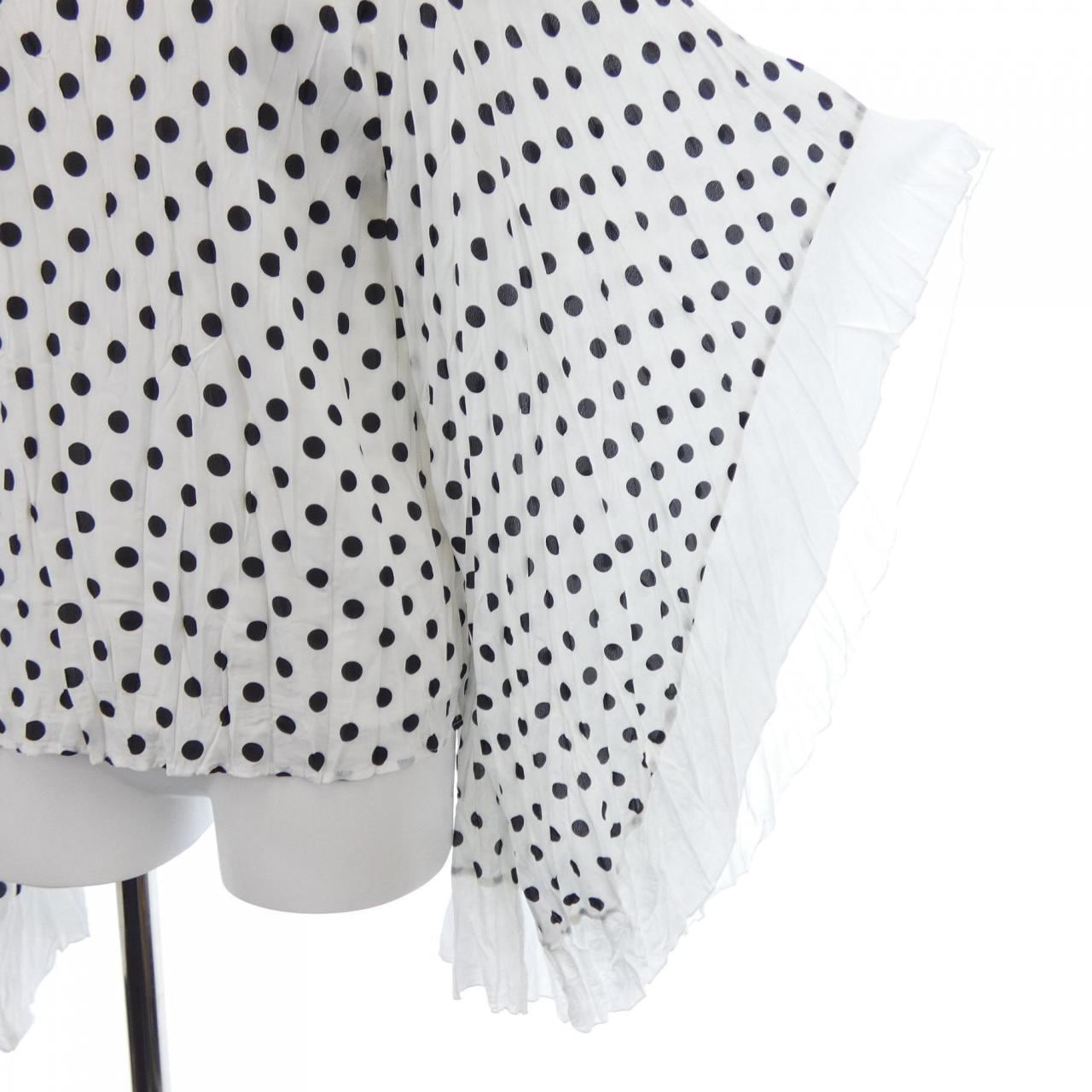 ザニューハウス THE NEWHOUSE トップス