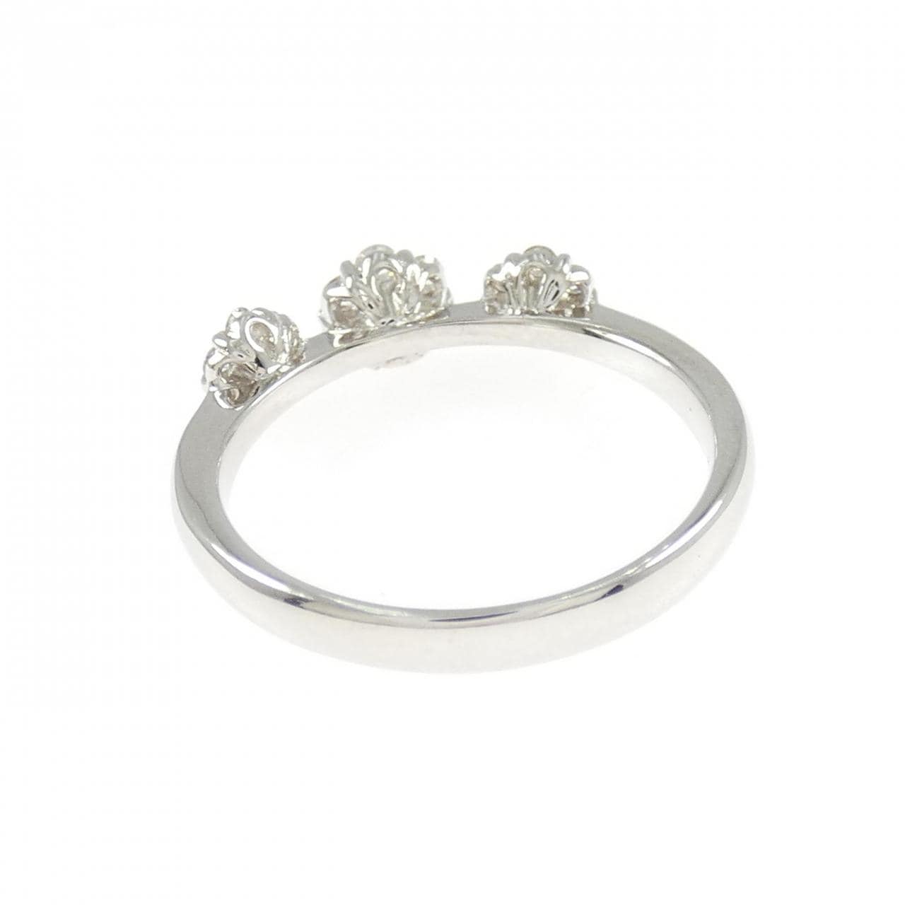 K18WG フラワー ダイヤモンド リング 0.30CT