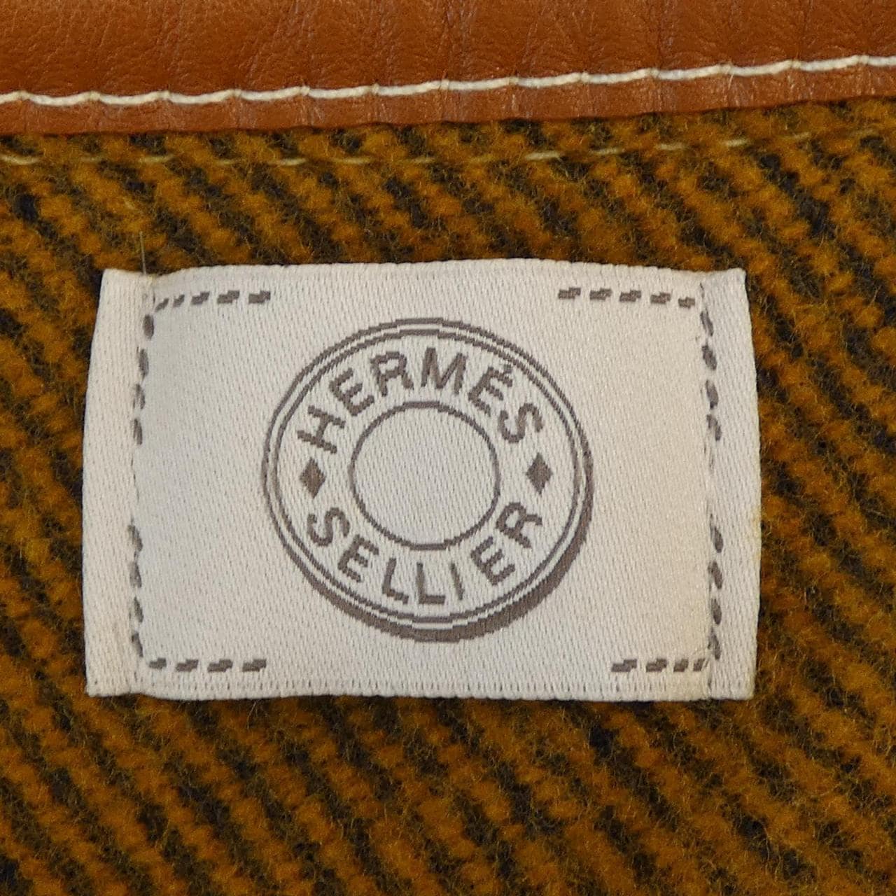 エルメス HERMES ROCABAR HERMES SELLIER H700100E ロカバール ケープ