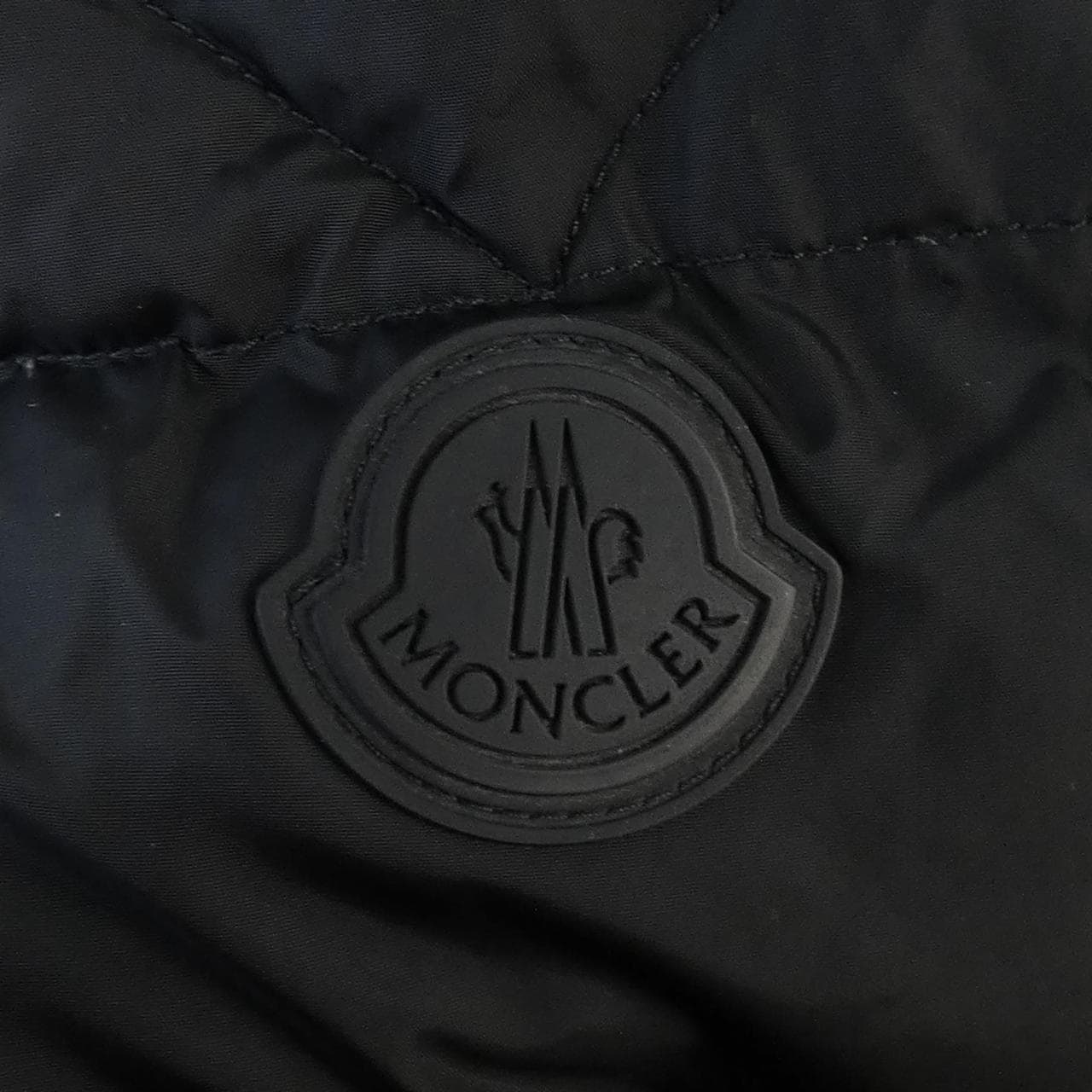 モンクレール MONCLER LAVEDA ダウンジャケット