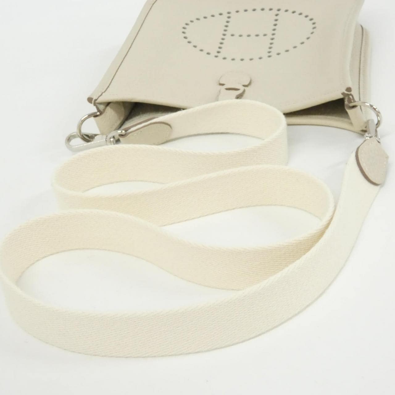 エルメス エヴリン アマゾン 16cm 069426CK ショルダーバッグ