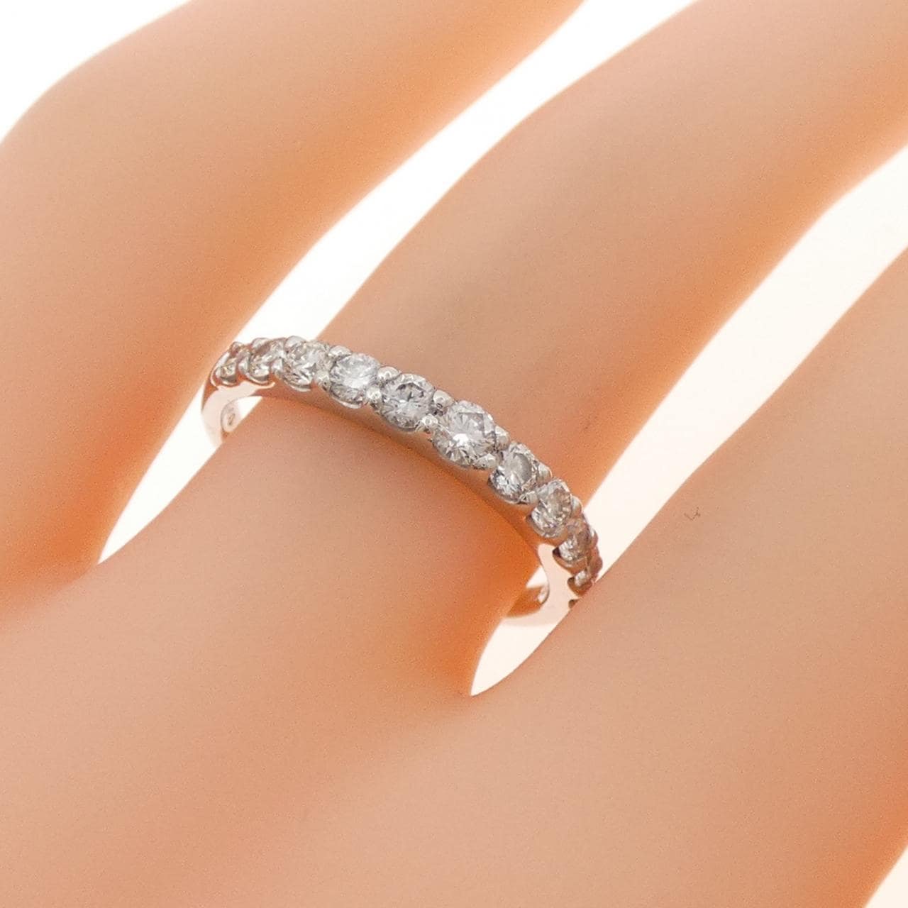PT900 ハーフエタニティ ダイヤモンド リング 0.50CT