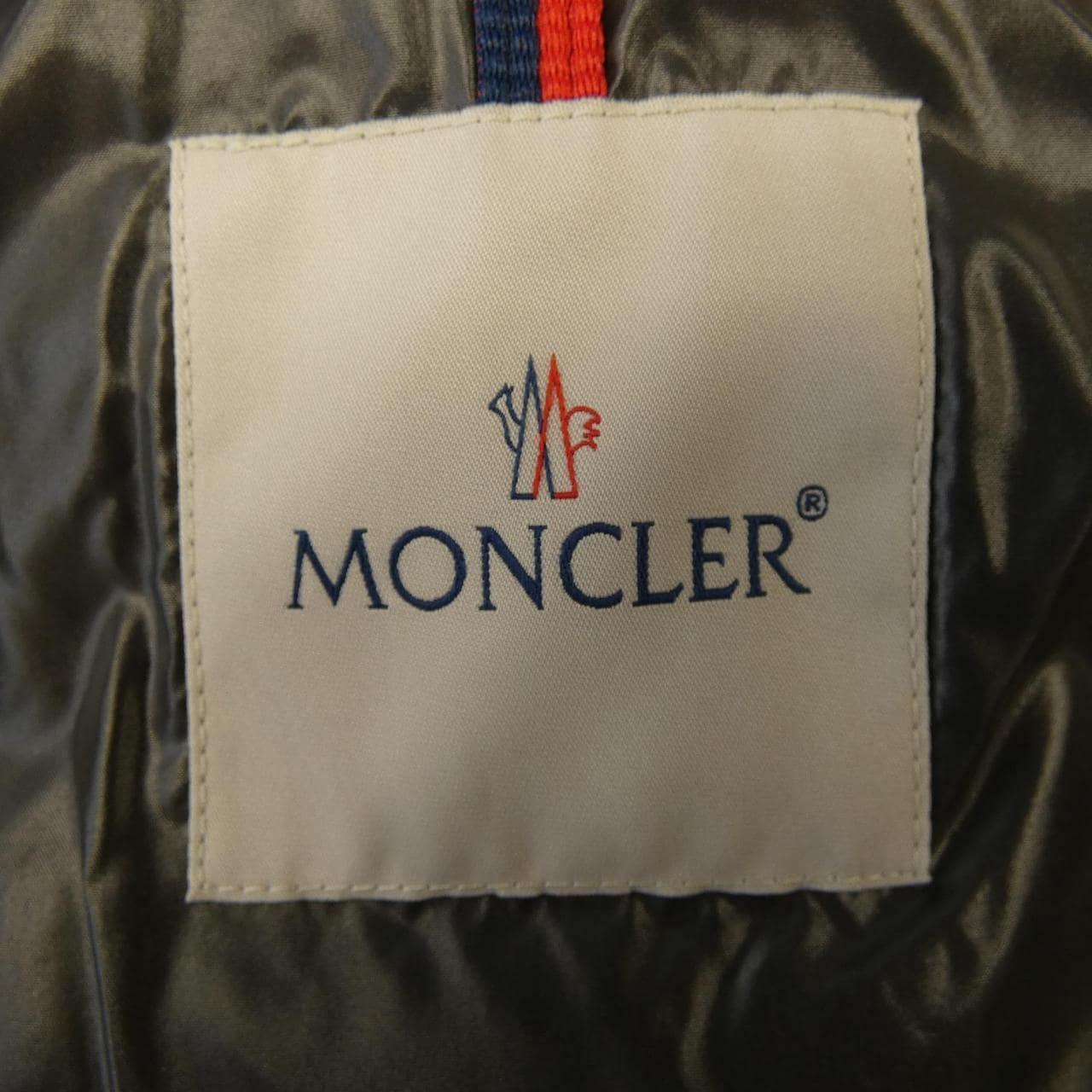 モンクレール MONCLER ダウンジャケット