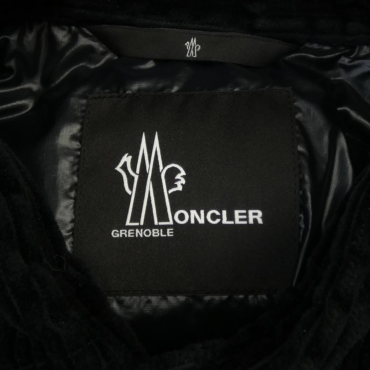 モンクレールグルノーブル MONCLER GRENOBLE GELT ダウンジャケット