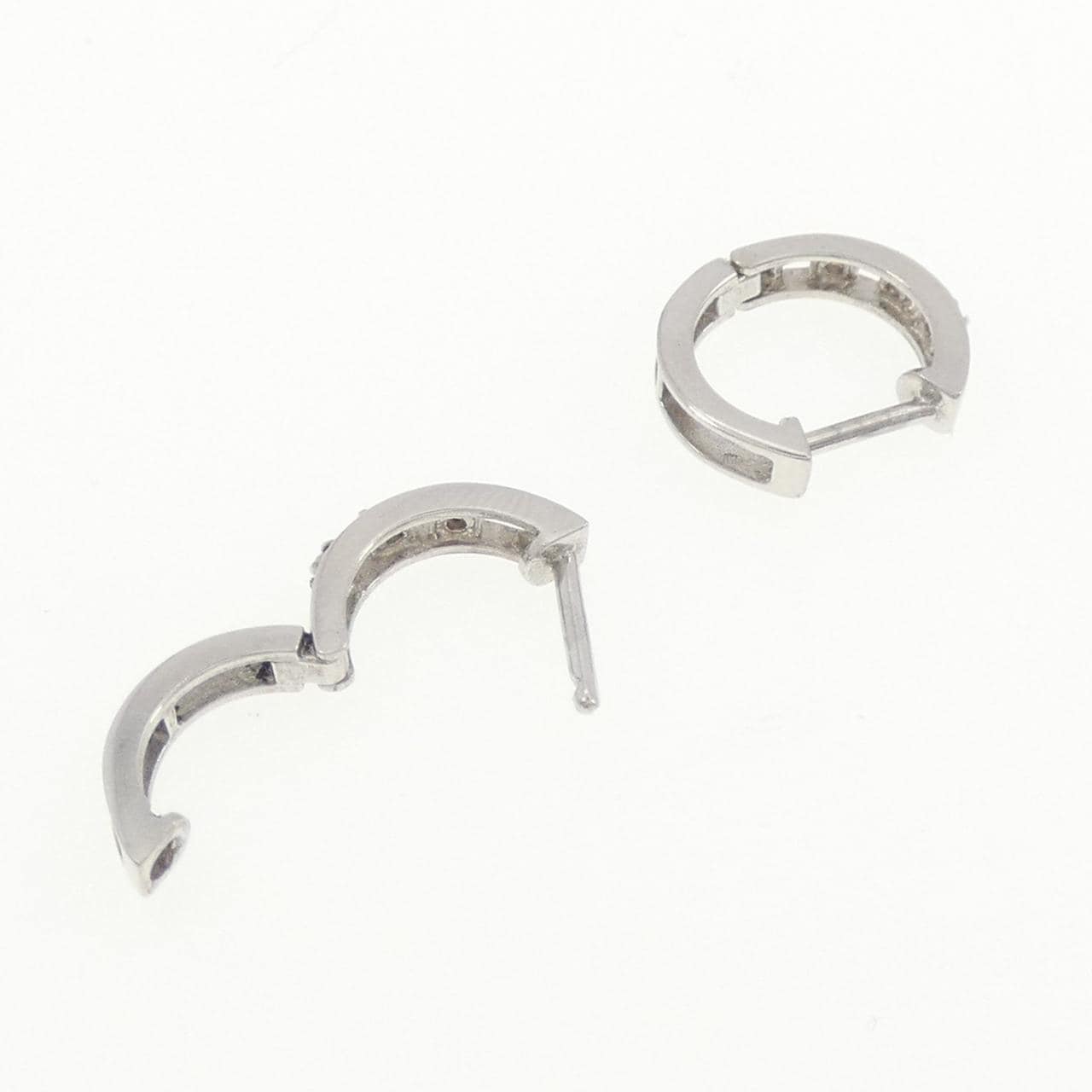 K14WG ダイヤモンド ピアス 0.06CT