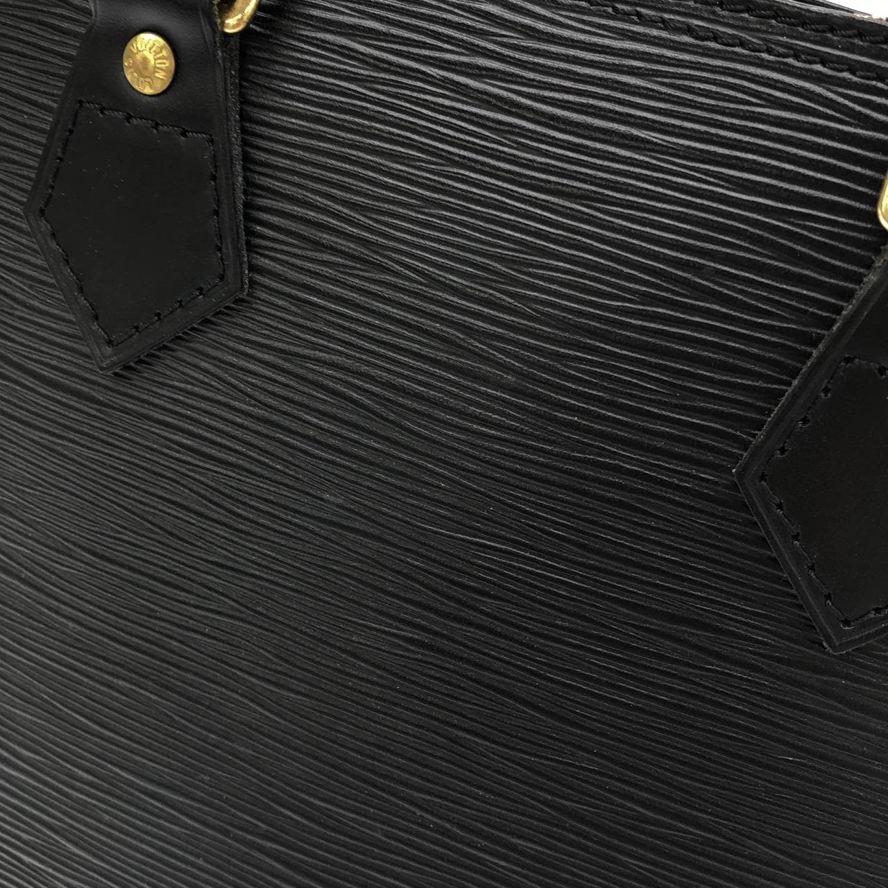 ルイヴィトン エピ アルマ PM M52142 バッグ