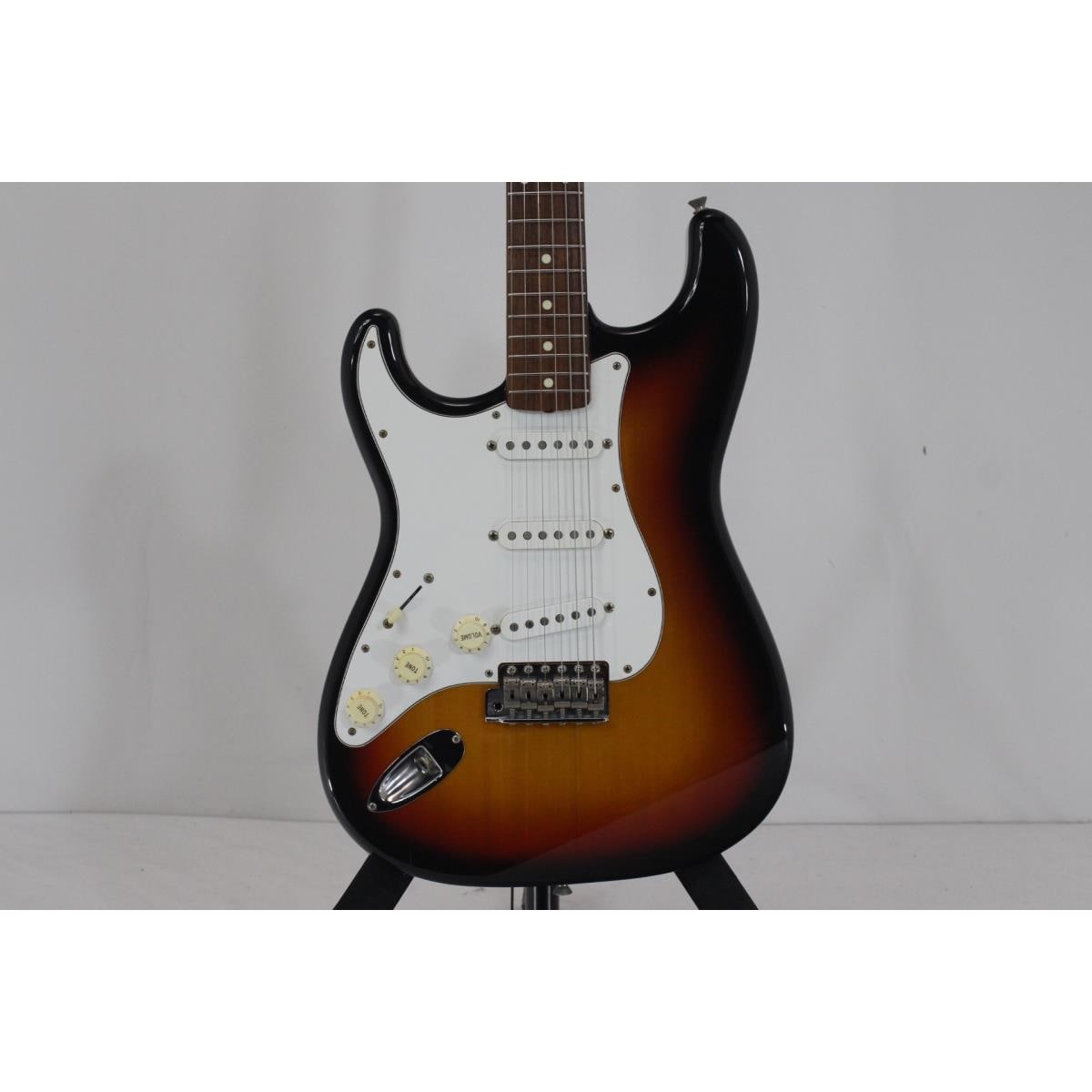 FENDER JAPAN ST62-65L