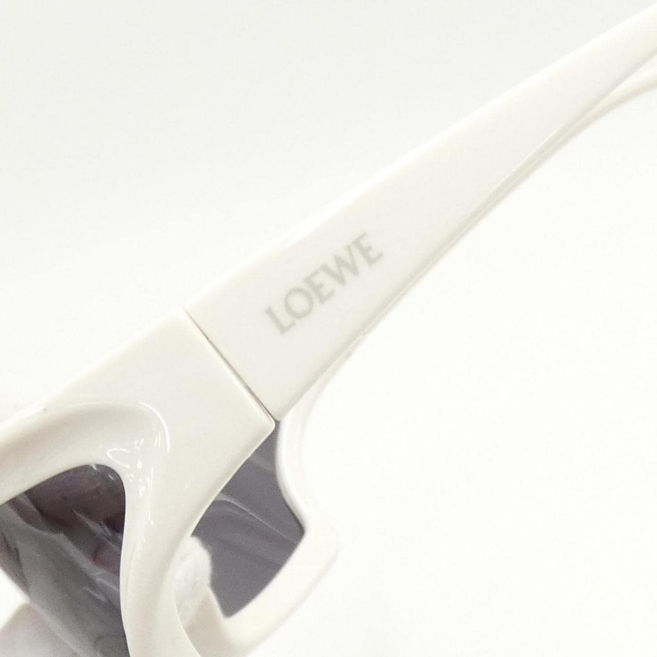 [新品] Loewe 40143U 太陽眼鏡