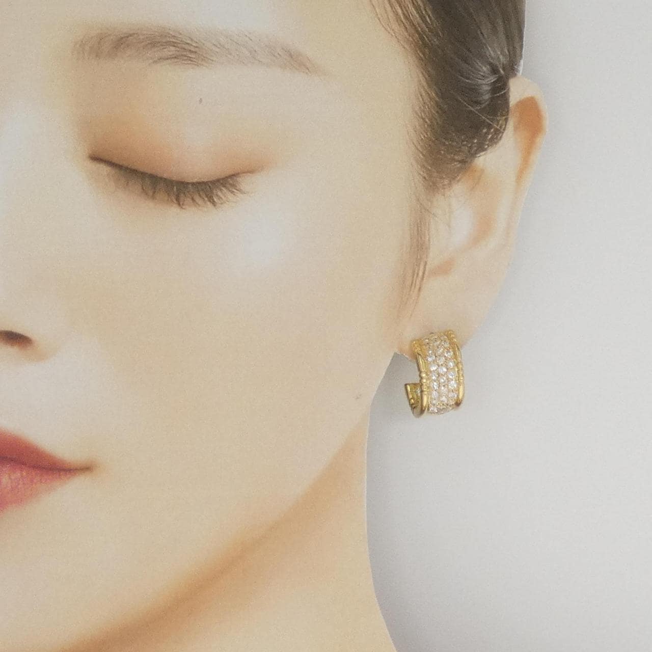 K18YG パヴェ ダイヤモンド ピアス