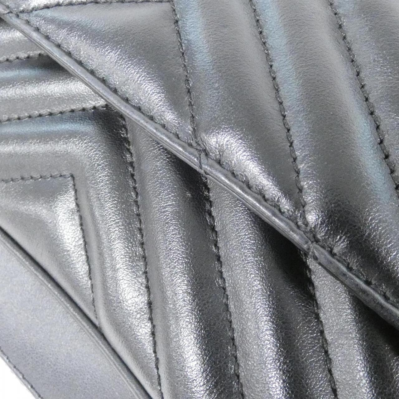 サンローラン ルー カメラ バッグ 715232 DV707 バッグ