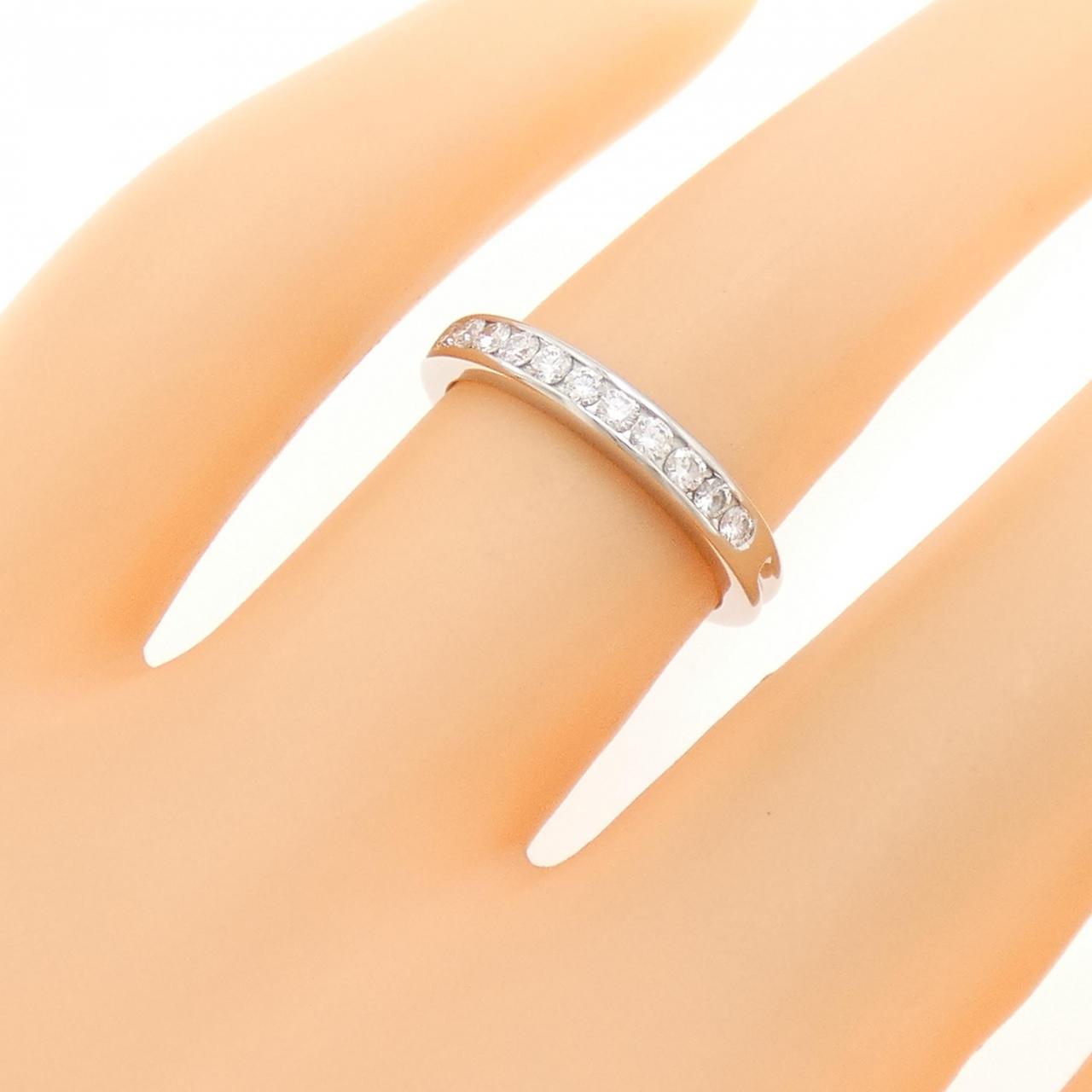 TIFFANY Half Circle Channel Setting Ring