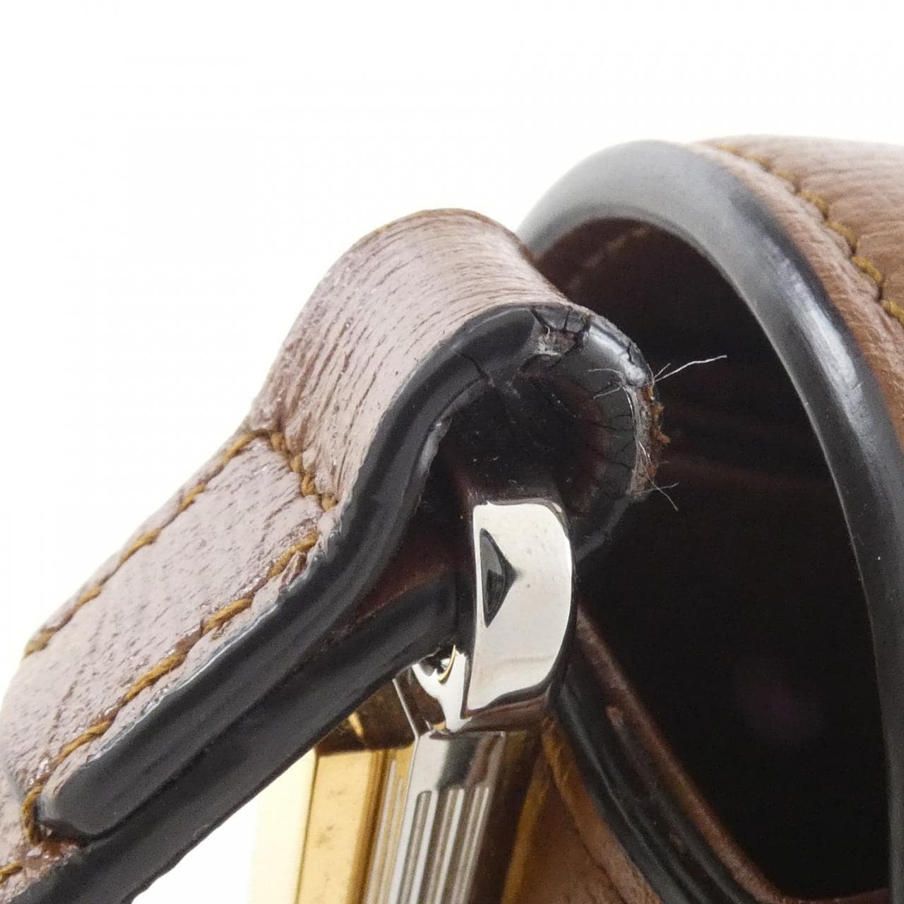 グッチ シルヴィ615965 1DB0X ショルダーバッグ