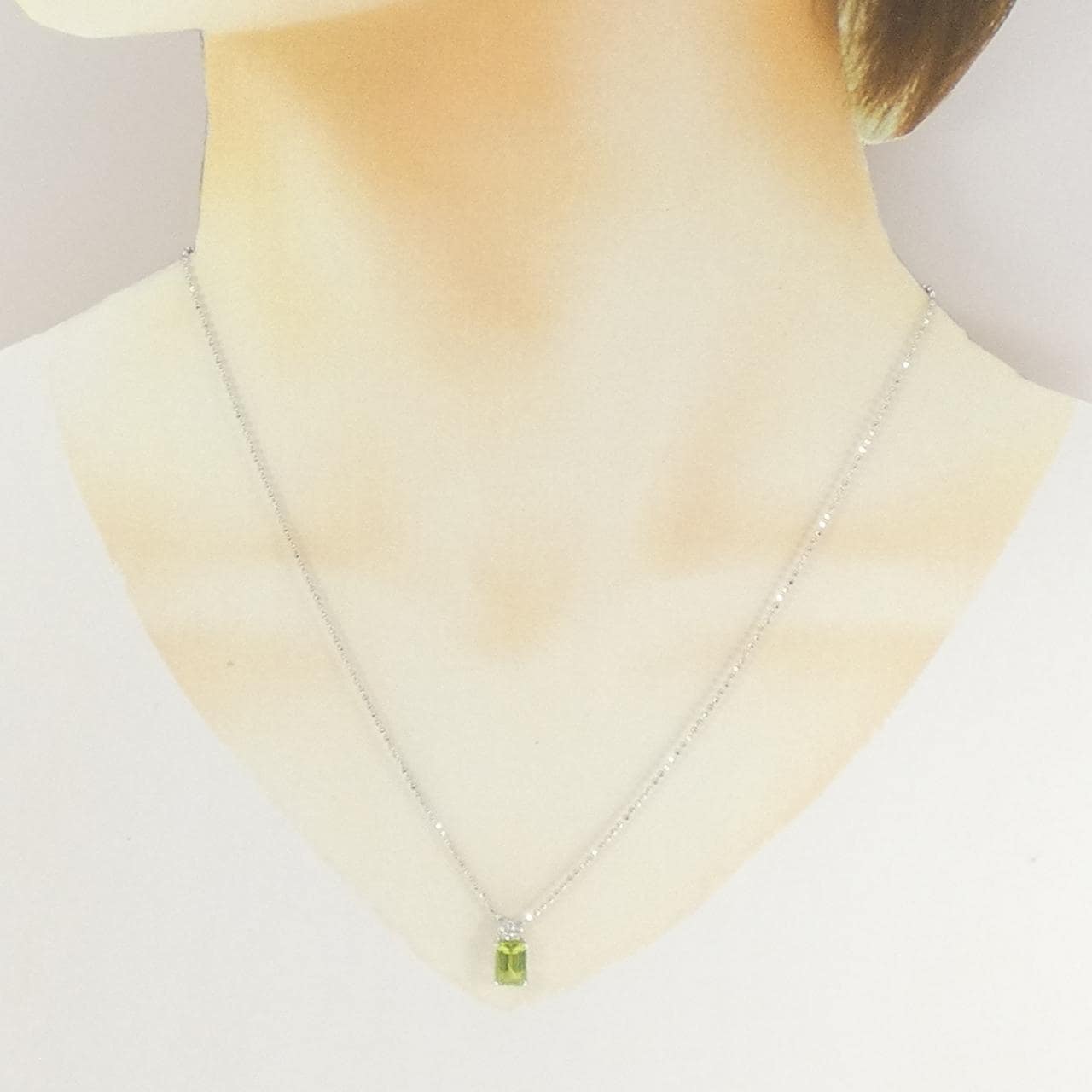 K14WG ペリドット ネックレス