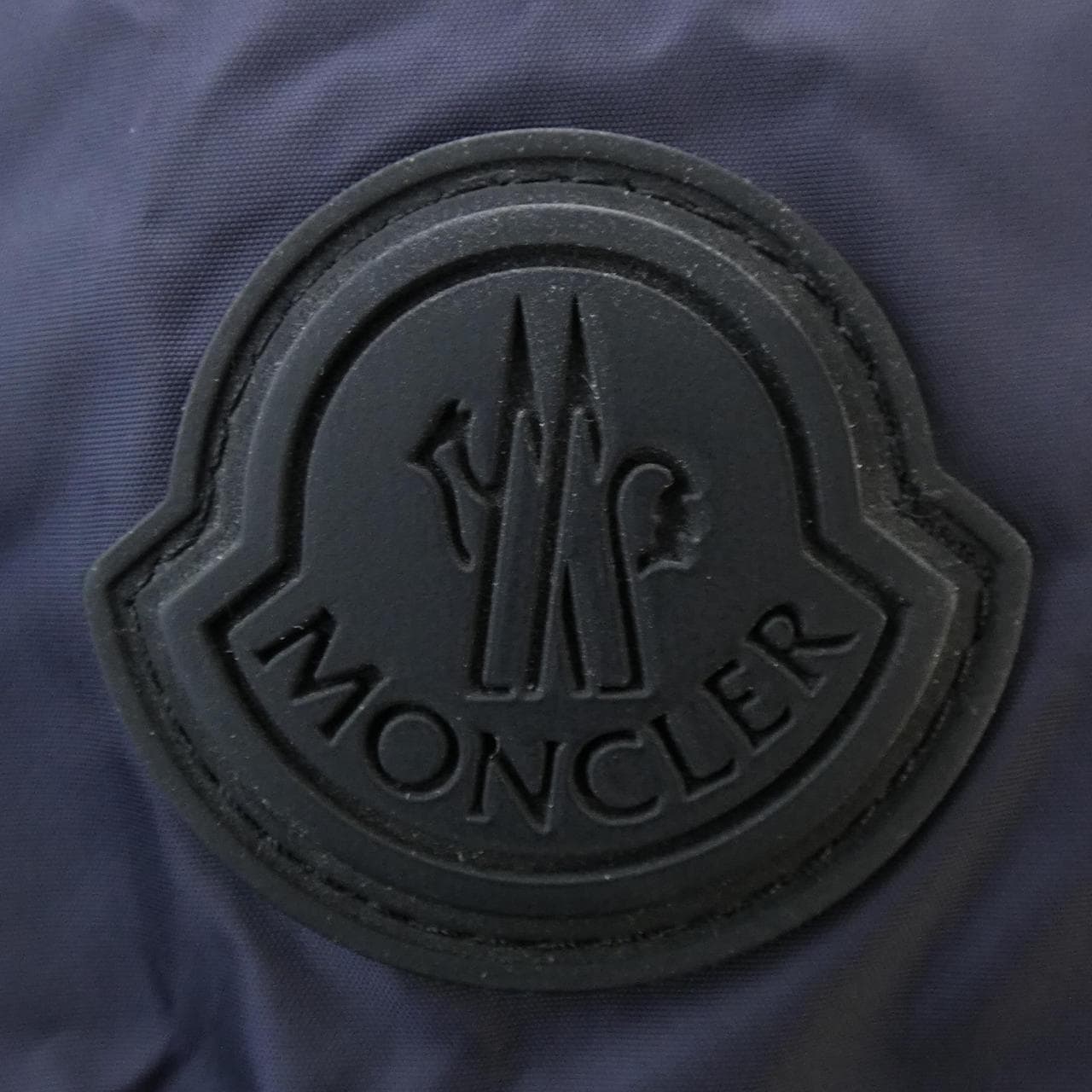 モンクレール MONCLER ダウンジャケット