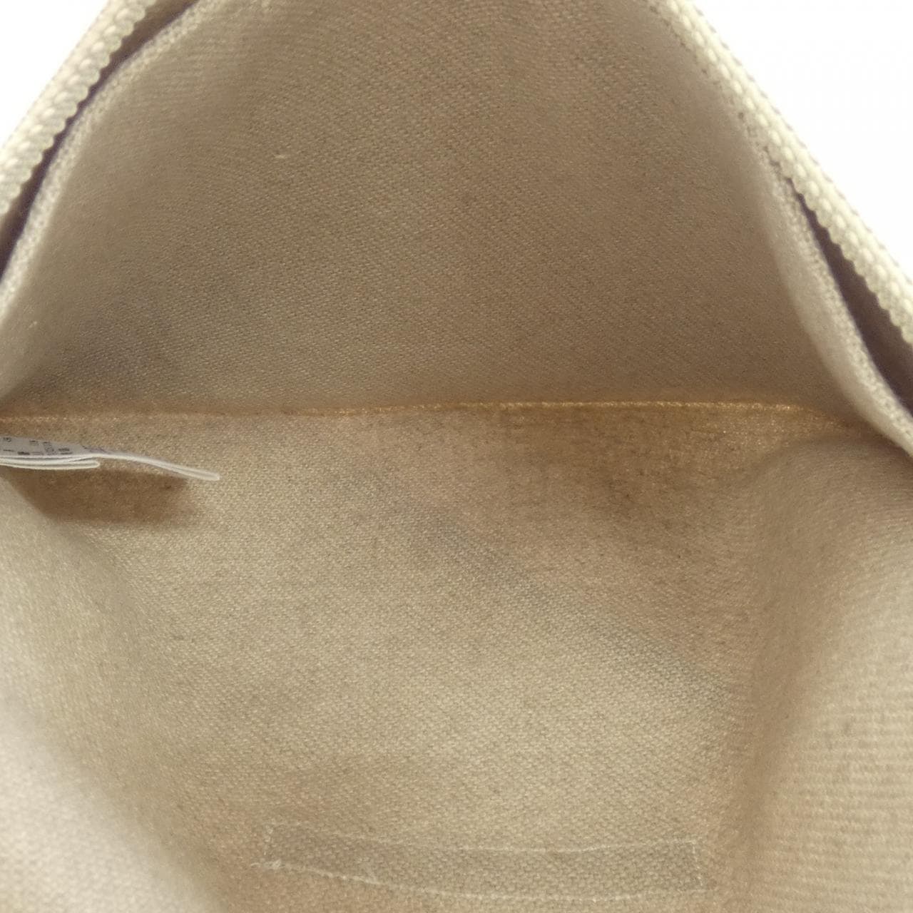 ミナペルホネン mina perhonen ami pochette BAG