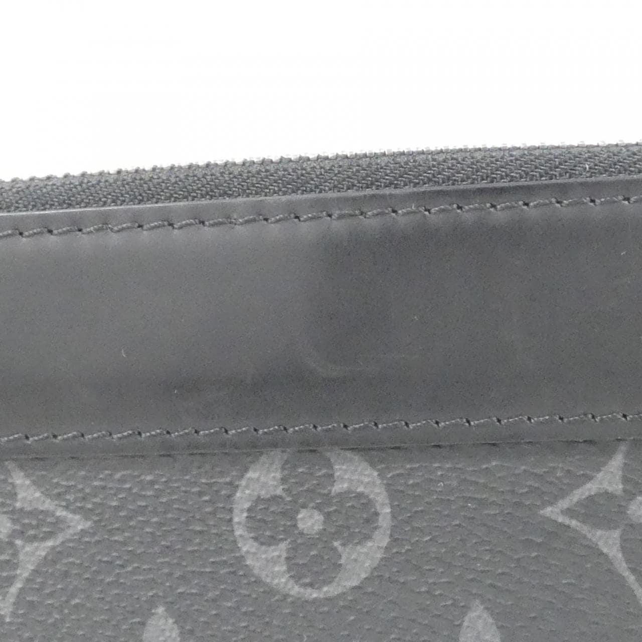 LOUIS VUITTON Monogram Eclipse Pochette Discovery M62291 Bag