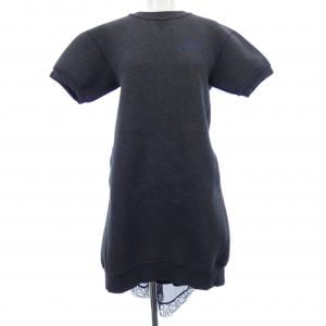 ナイキサカイ NIKE×SACAI 716913-010 ワンピース