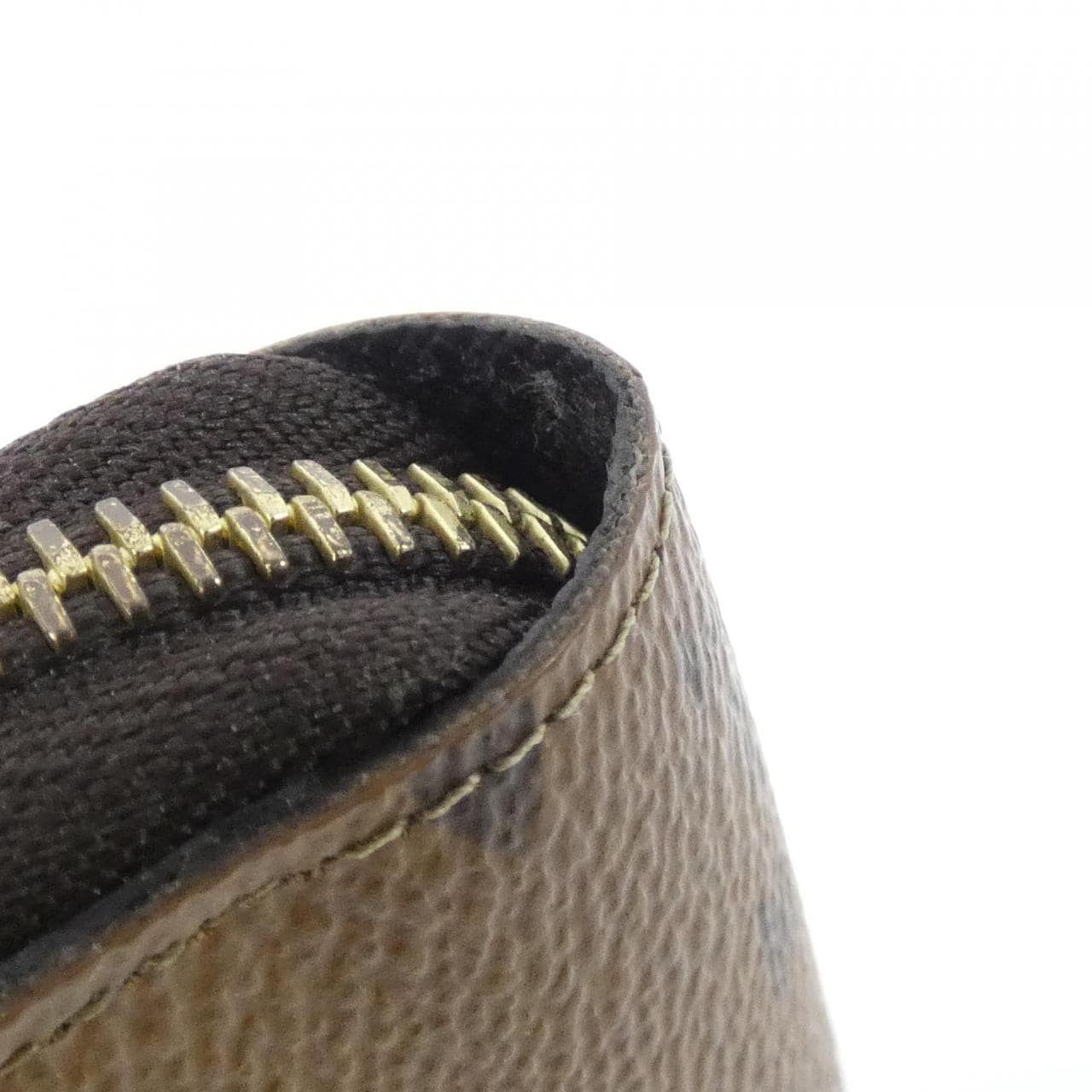 ルイヴィトン モノグラム リバース ジッピー ウォレット M82444 財布