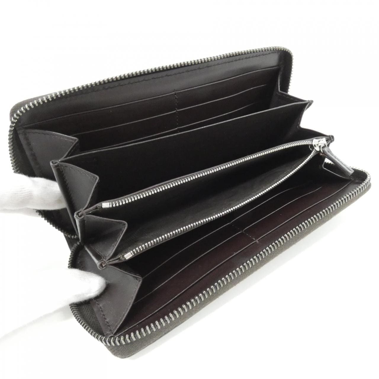 グッチ 586889 財布