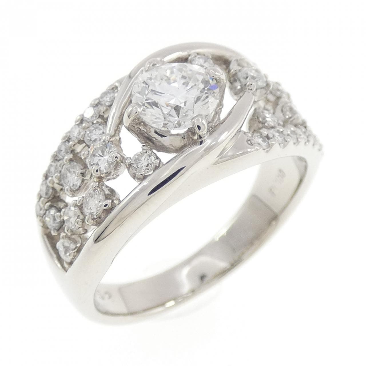 PT900 ダイヤモンド リング 0.597CT F SI2 VG