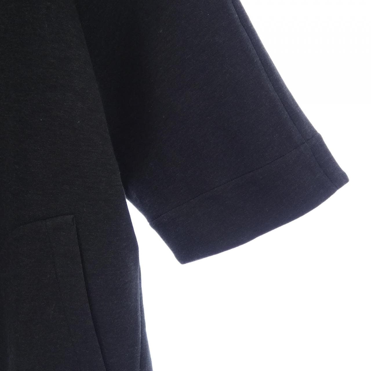 ブルネロクチネリ BRUNELLO CUCINELLI パーカー