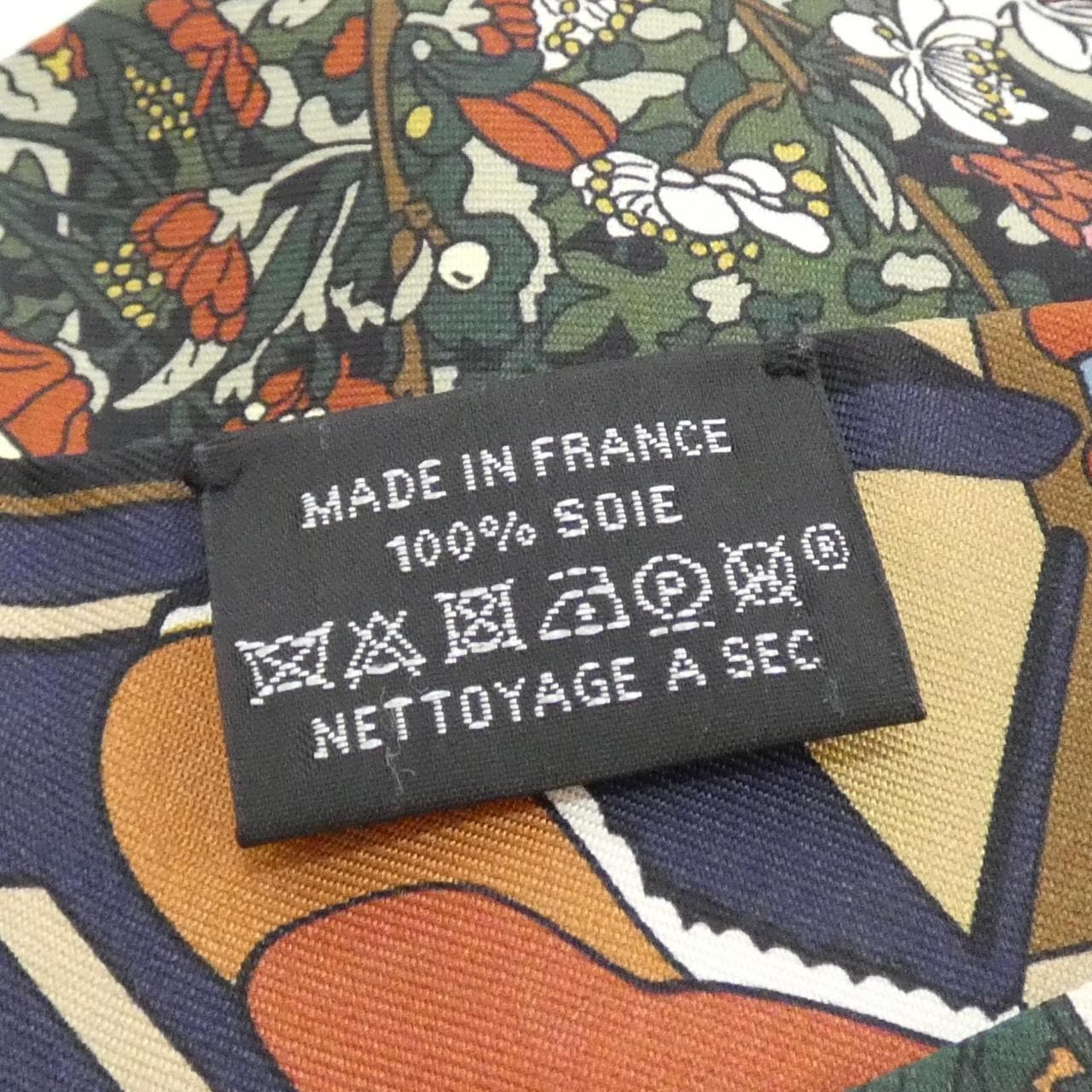 エルメス PONY PIT STOP ツイリー 064207S スカーフ