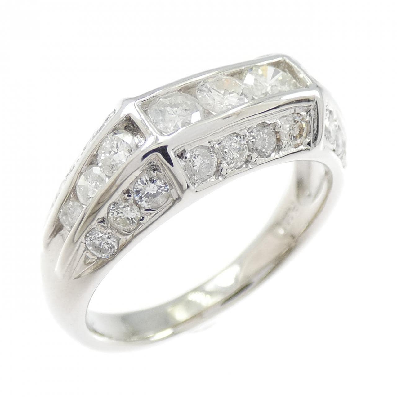 PT900 Diamond Ring 1.00CT