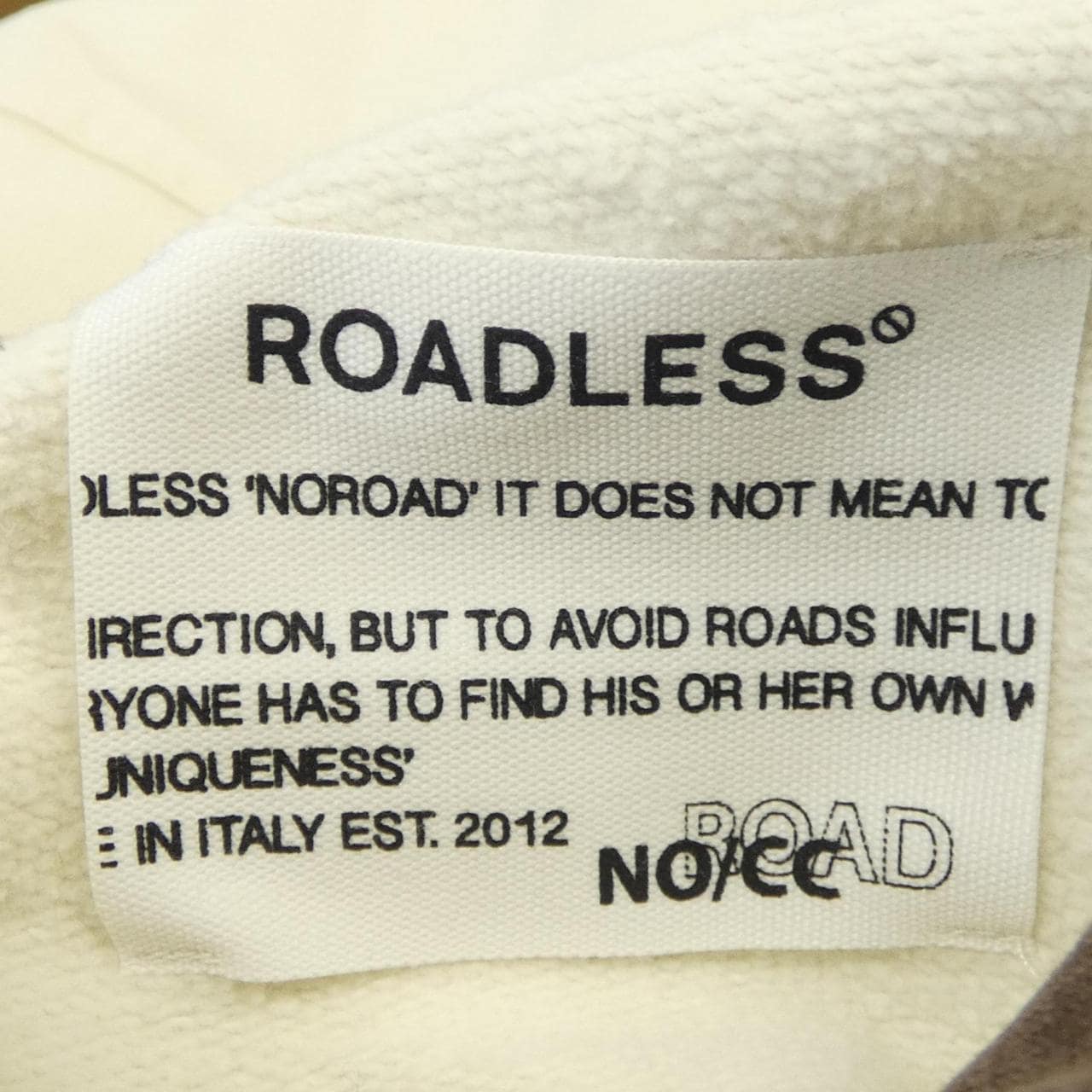 ROADLESS パーカー