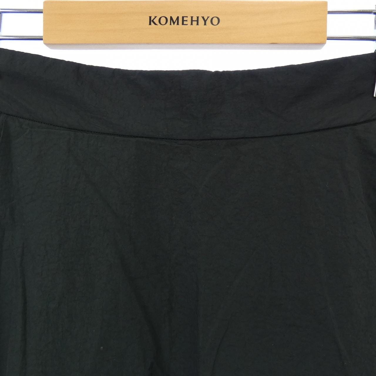 エイトン ATON スカート