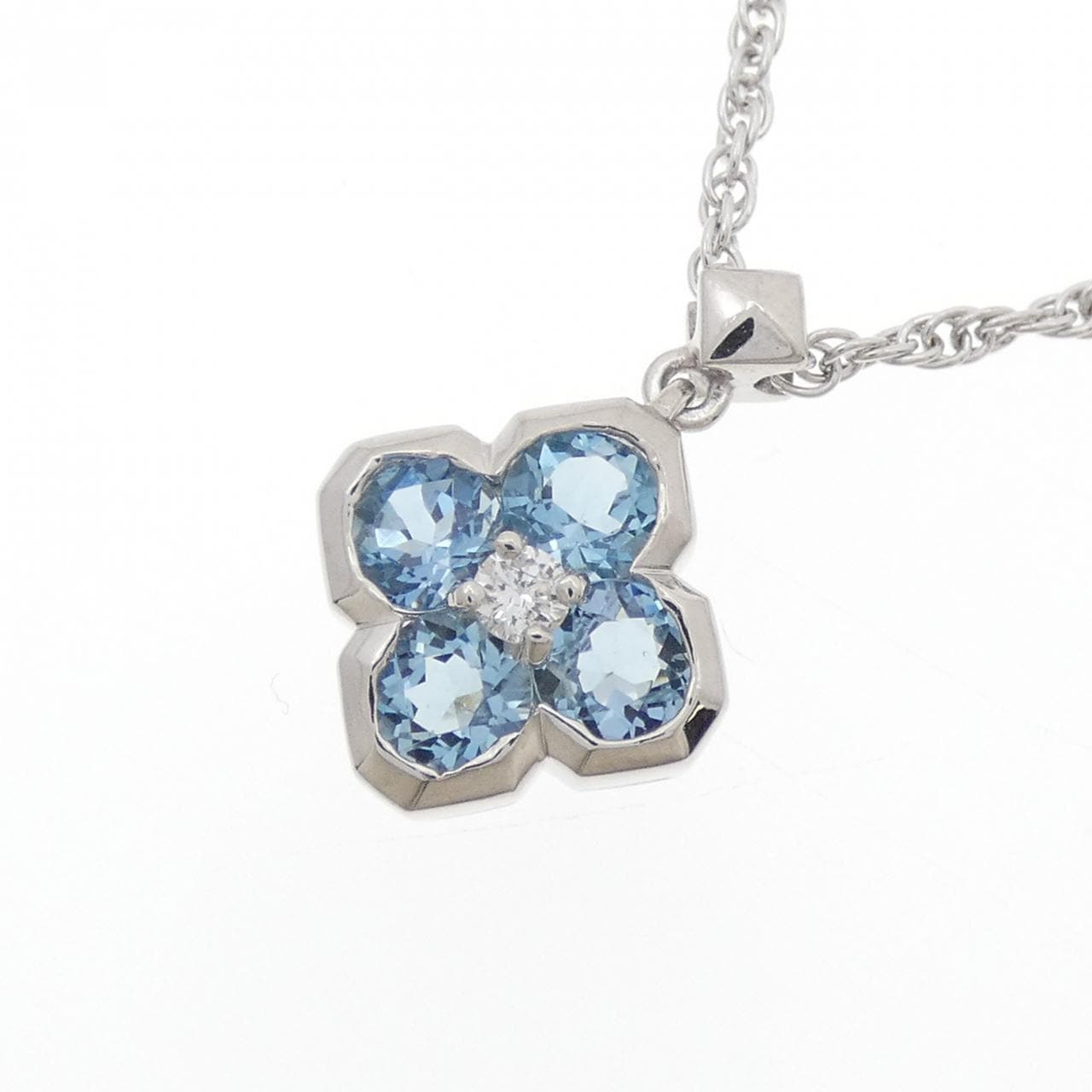 PT900/PT850 フラワー アクアマリン ネックレス 0.88CT