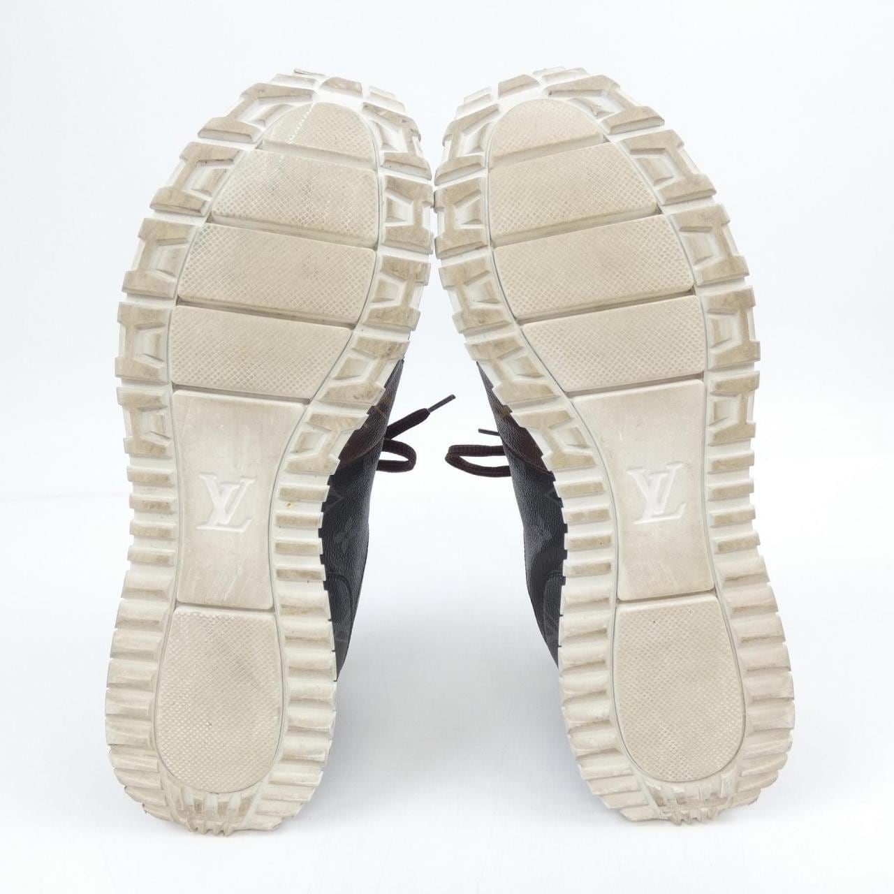 ルイヴィトン LOUIS VUITTON ランアウェイライン スニーカー
