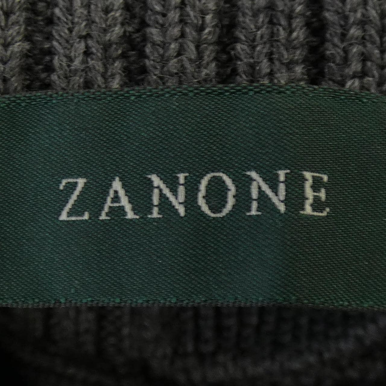 ザノーネ ZANONE カーディガン