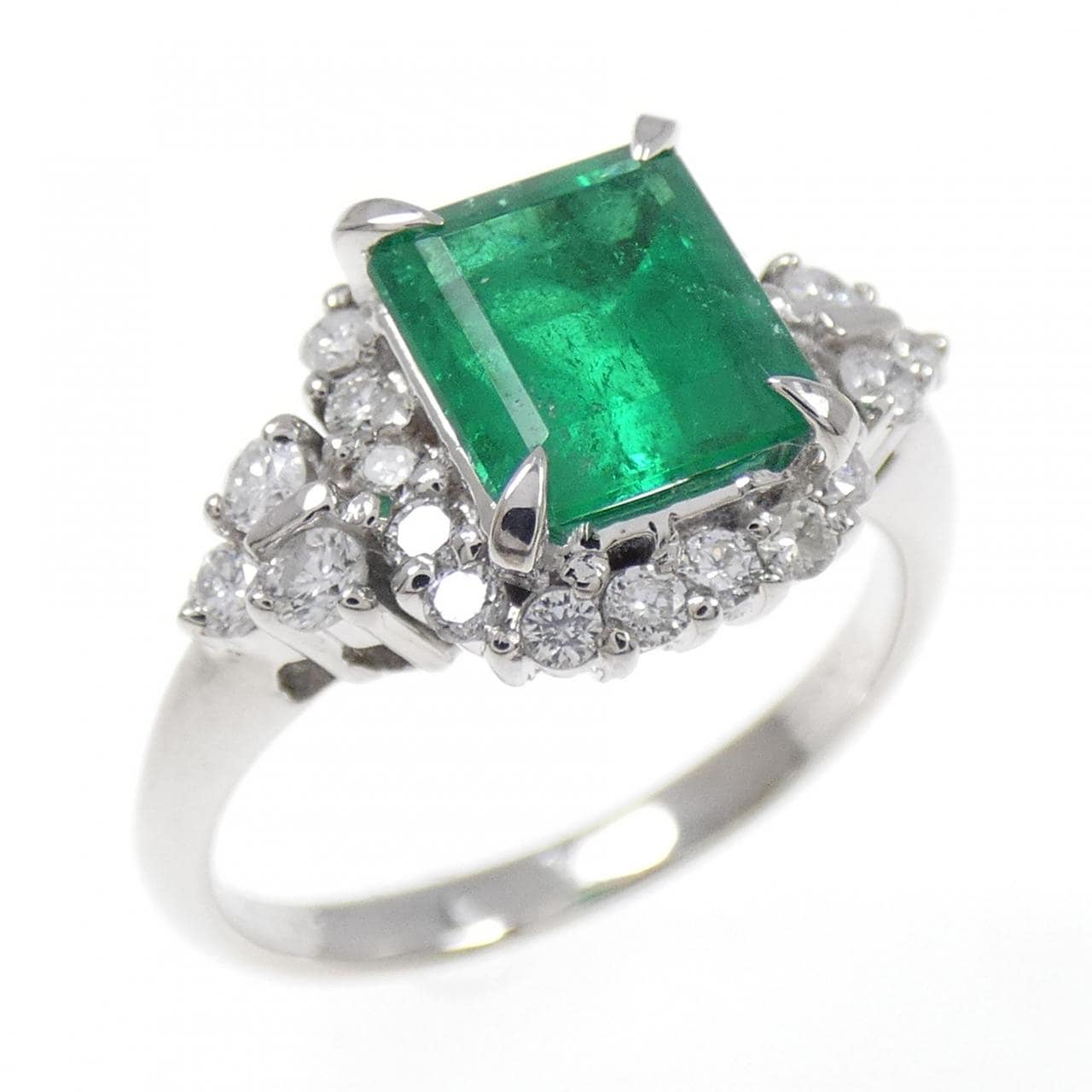 750WG エメラルド リング 1.49CT