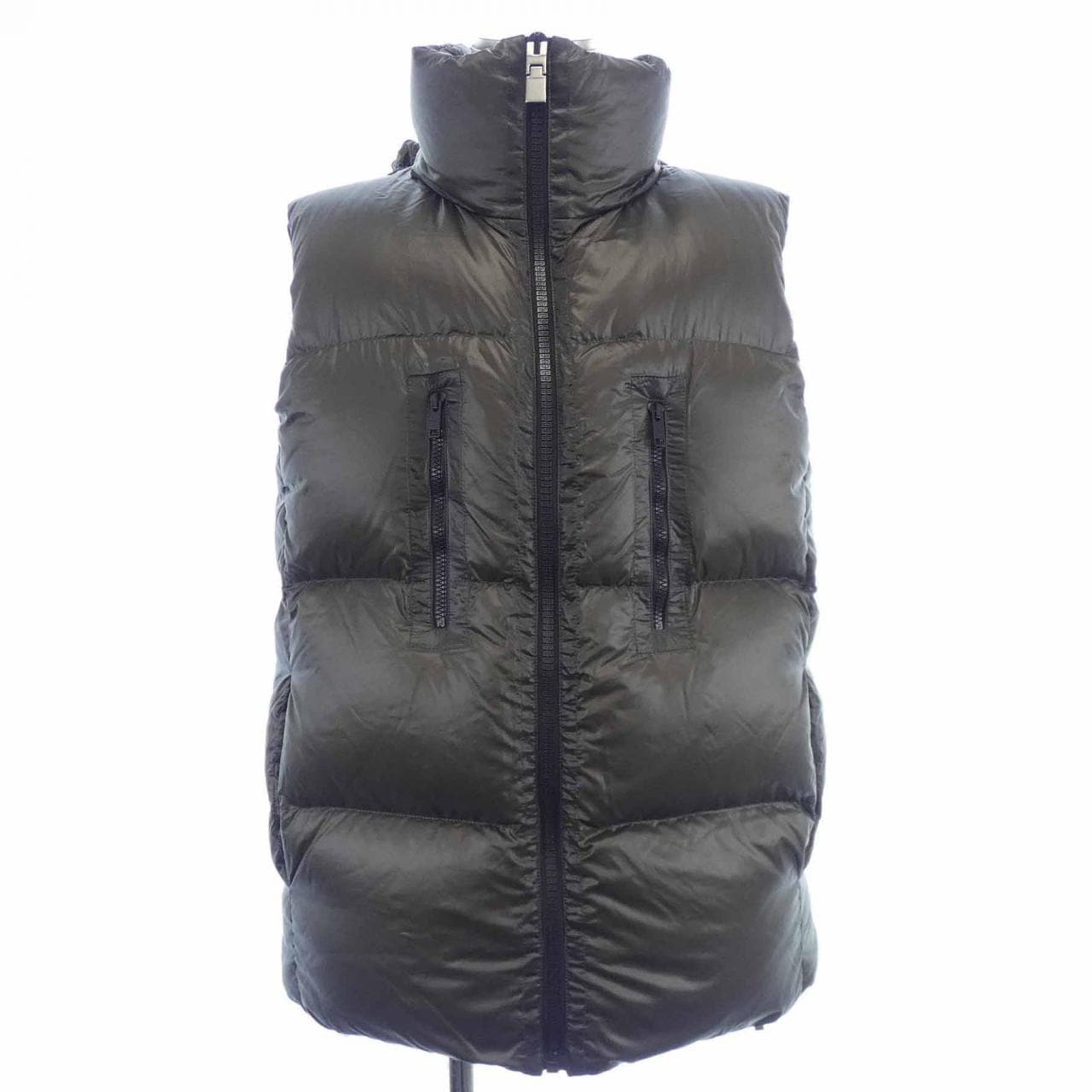 GIVENCHY down vest