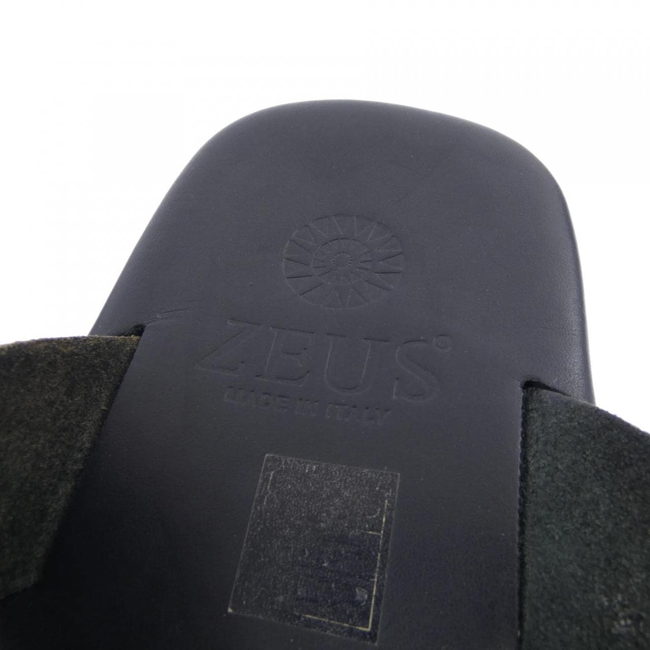 ZEUS サンダル
