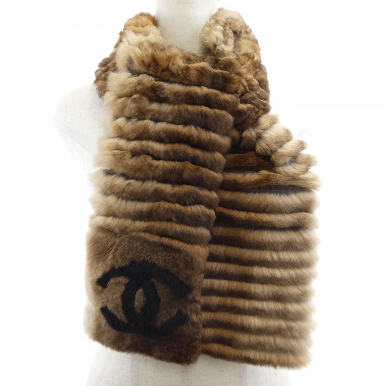 CHANEL MUFFLER