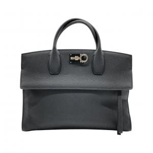 サルヴァトーレフェラガモ 24 0963 バッグ