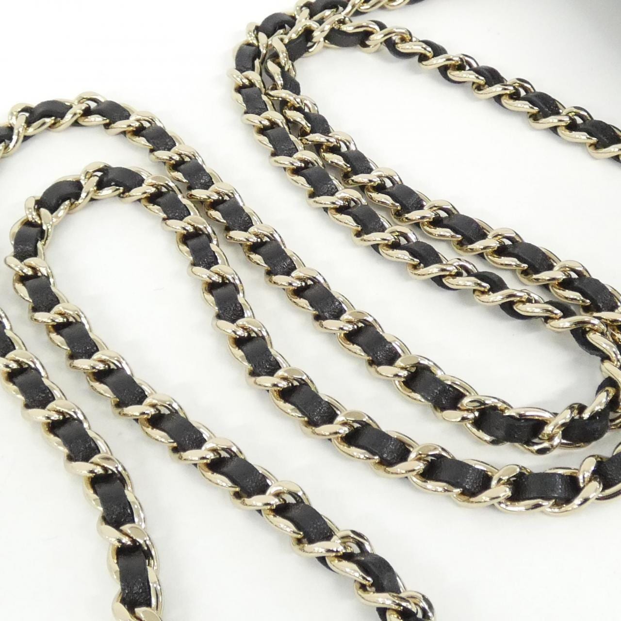 シャネル AP4593 チェーンクラッチ