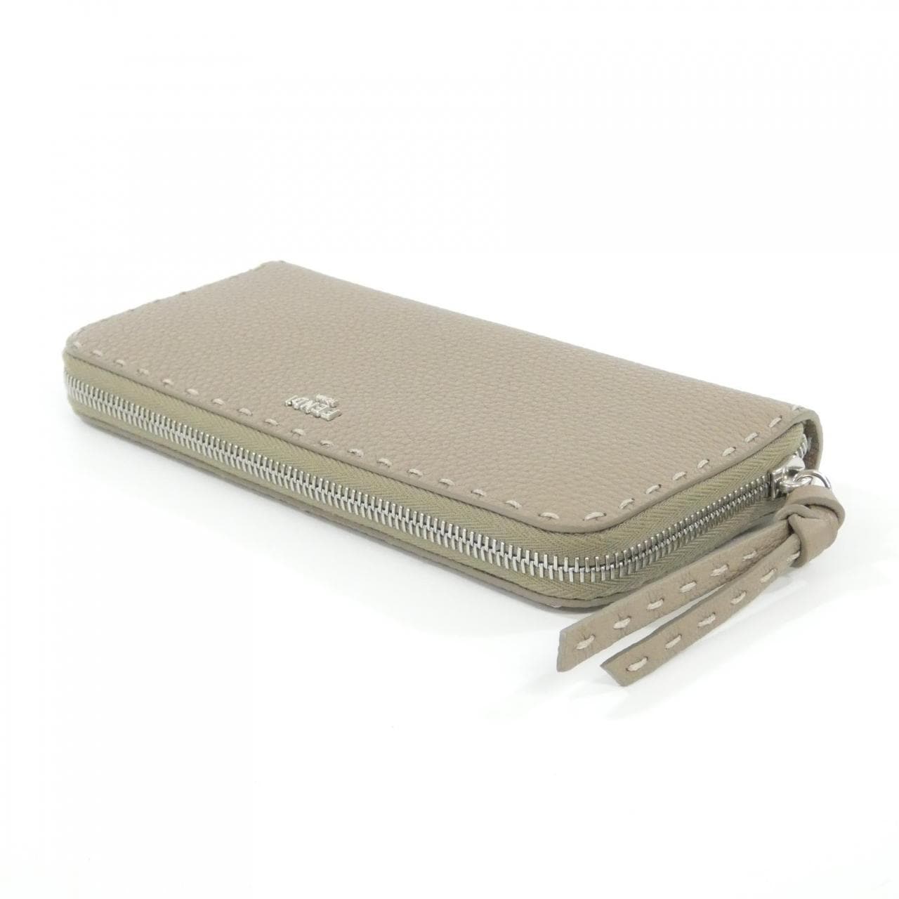 【未使用品】フェンディ SELLERIA ピーカブー 8M0517 ARC1 財布